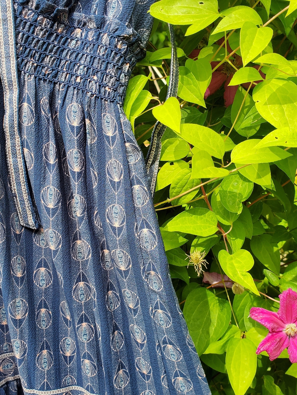 Max Studio Tiered Midi Pleated Flowing Dress Blue with Print NWT Size Small - Picture 7 of 7